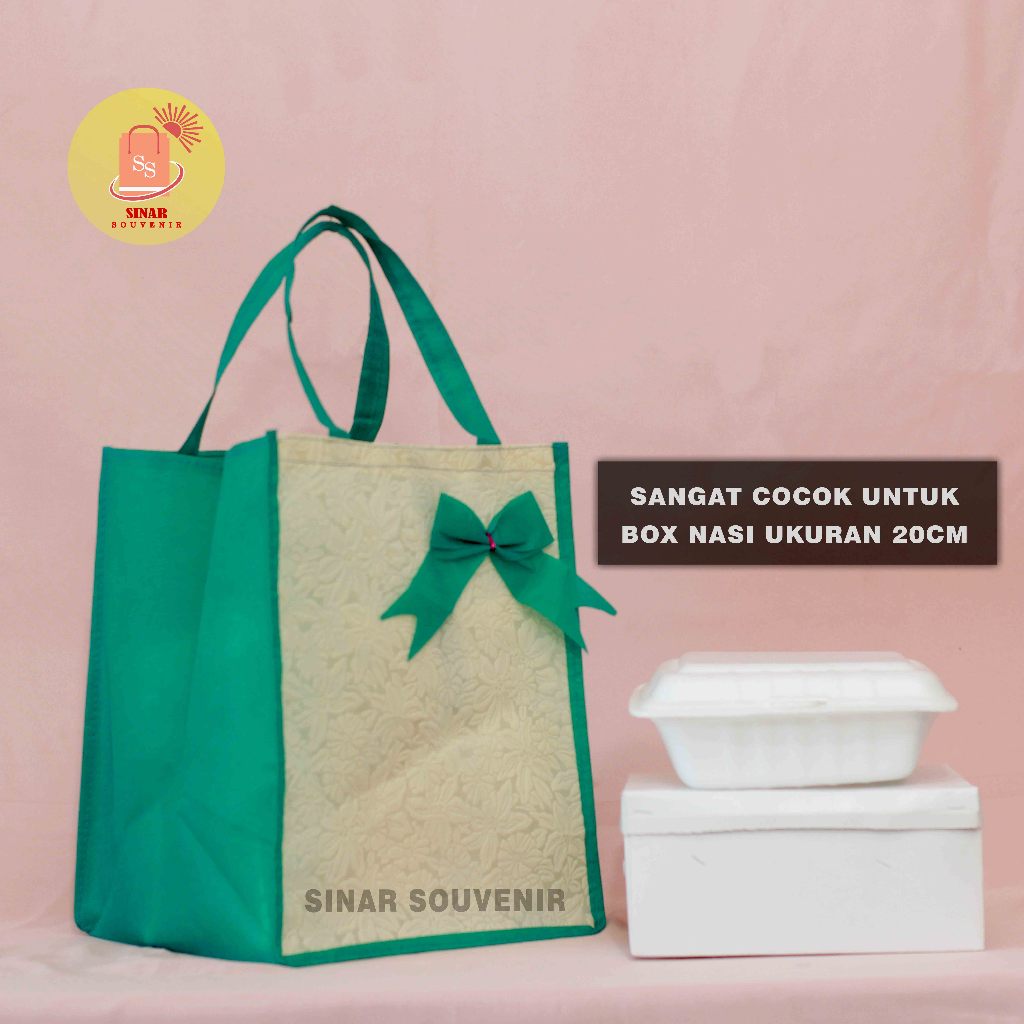 

Goodie Bag Tas Hajatan Emboss Box Nasi Ukuran 20 CM Isi 12 pcs
