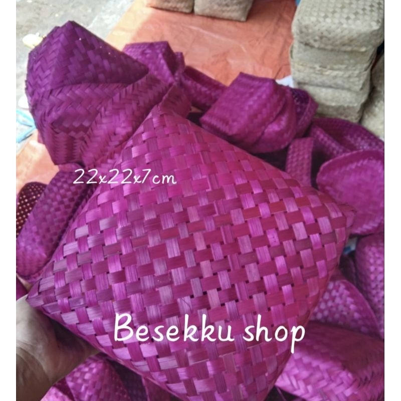 besek bambu cantik warna 22x22
