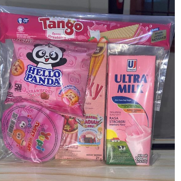 

Snack ulang tahun / Hampers serba pink paket 15K