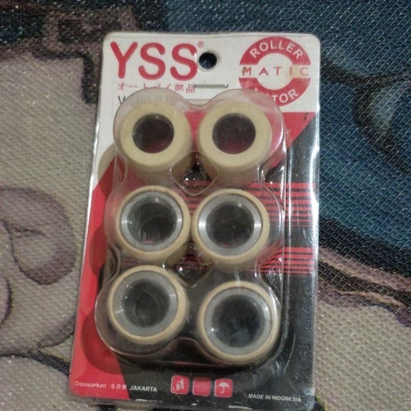ROLLER SET YSS VARIO KARBU / BEAT FI - 11 GRAM