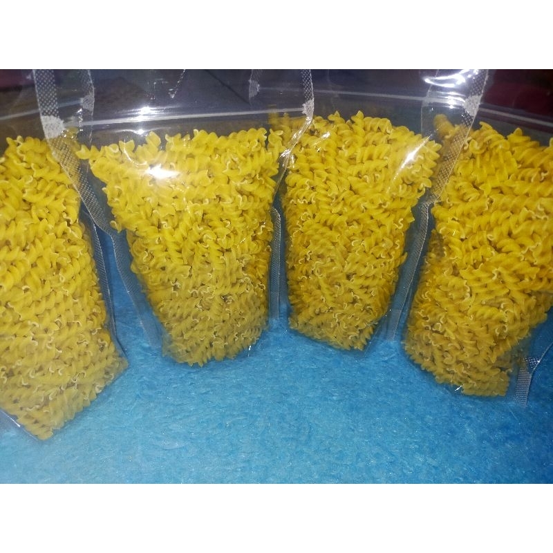 

Sedani Makaroni Mentah 250 Gram Pipa Spiral Bantet