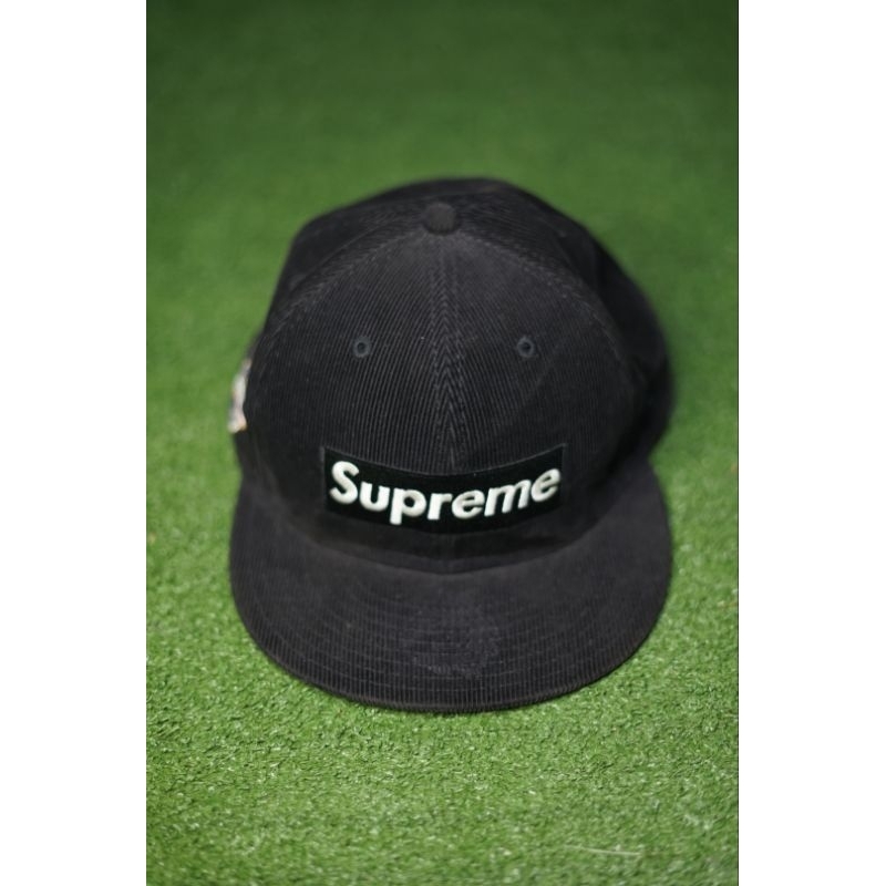 Topi New Era Supreme World Famous Corduroy 59FIFTY