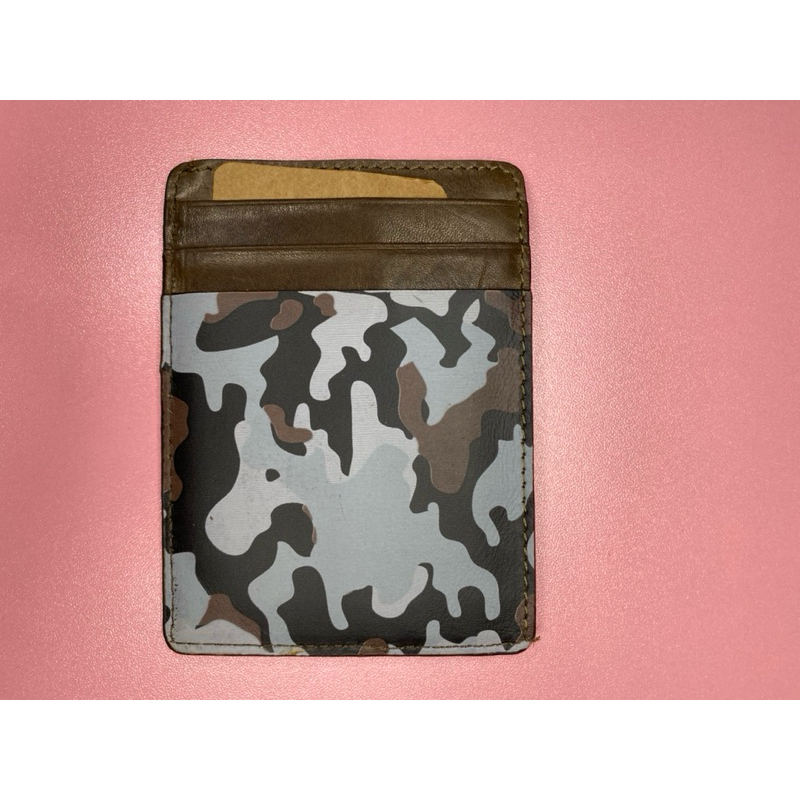 card holder hush puppies