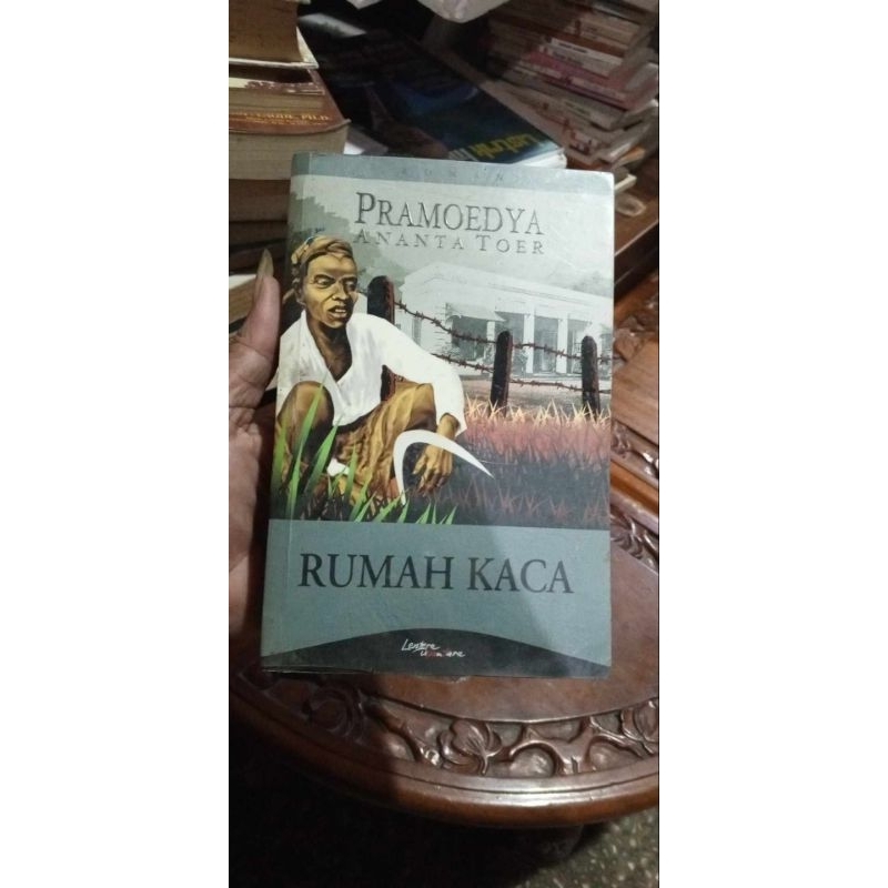 Novel Preloved Rumah kaca original