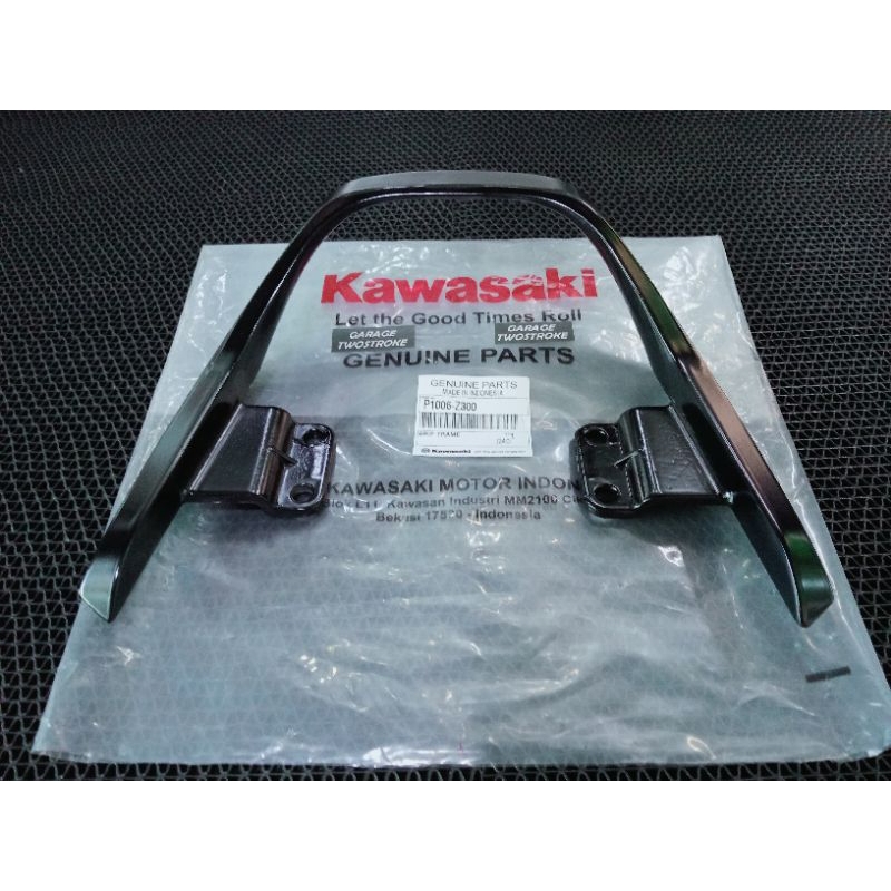 BEHEL PANGKON NINJA RR OLD SE PNP KE NINJA R NINJA SS ORIGINAL KAWASAKI PART P1006-Z300