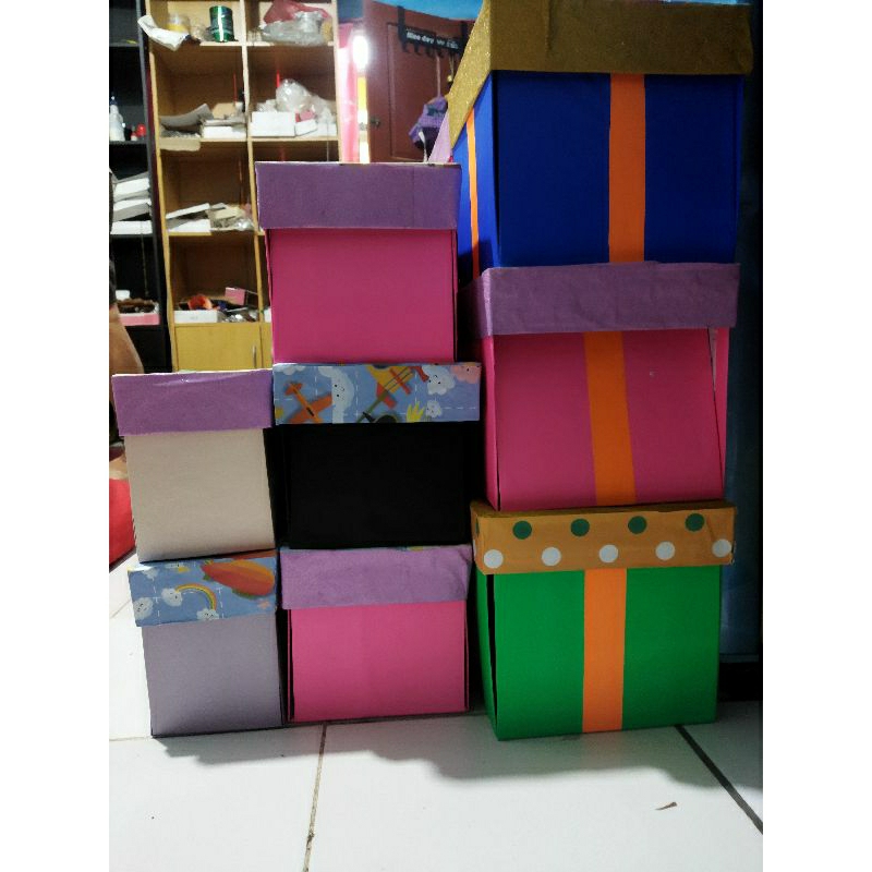 

RB explosion box kado snack layer 1dan 2 ulang tahun