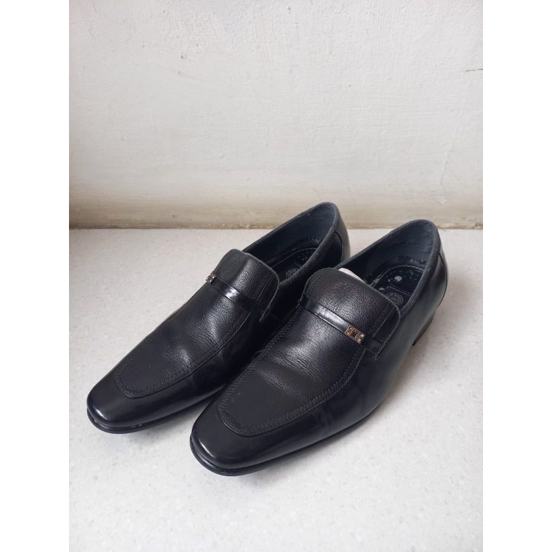 Sepatu Kulit Pria SPIDER KING Pemakaian 40% [Preloved]