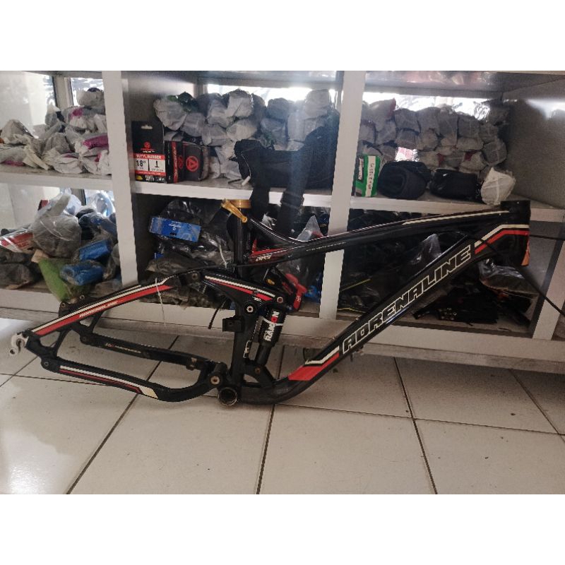 frame fullsus adrenaline tr 3 ukuran 26 inchi