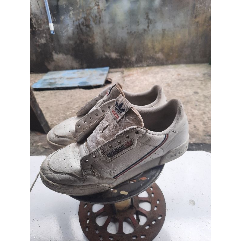 Adidas continental 80s