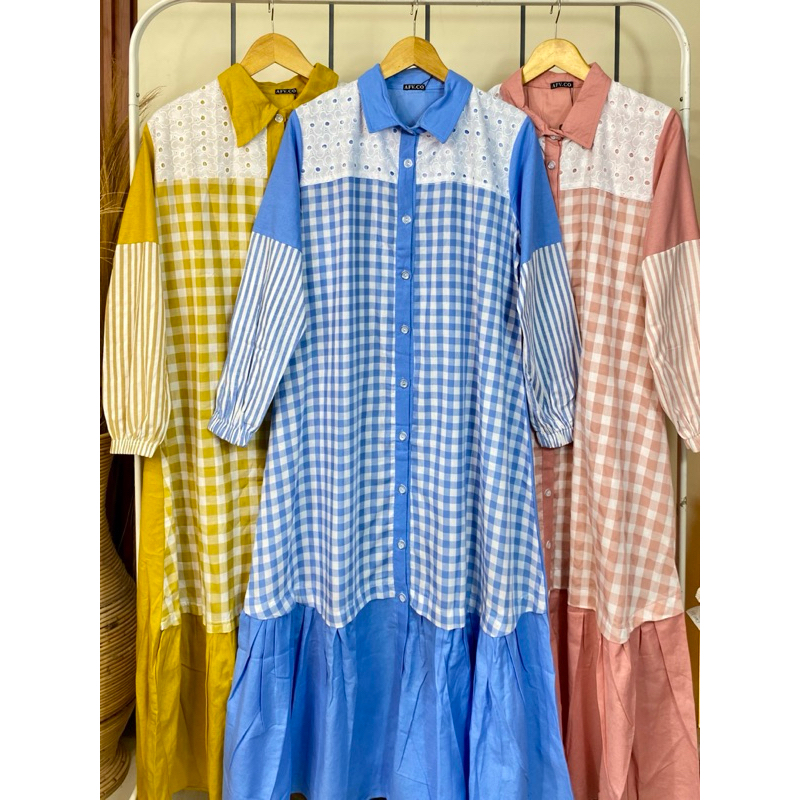 Gamis midi kotak kombinasi dada brukat polos