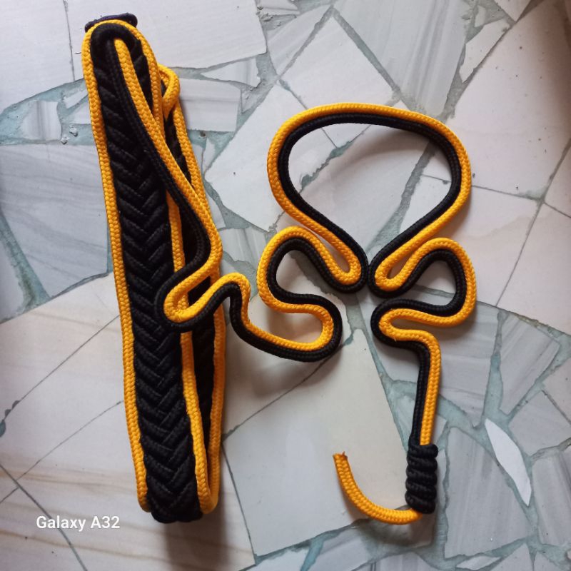 Tali komando pramuka hitam lis kuning tali kur taruna 2 warna