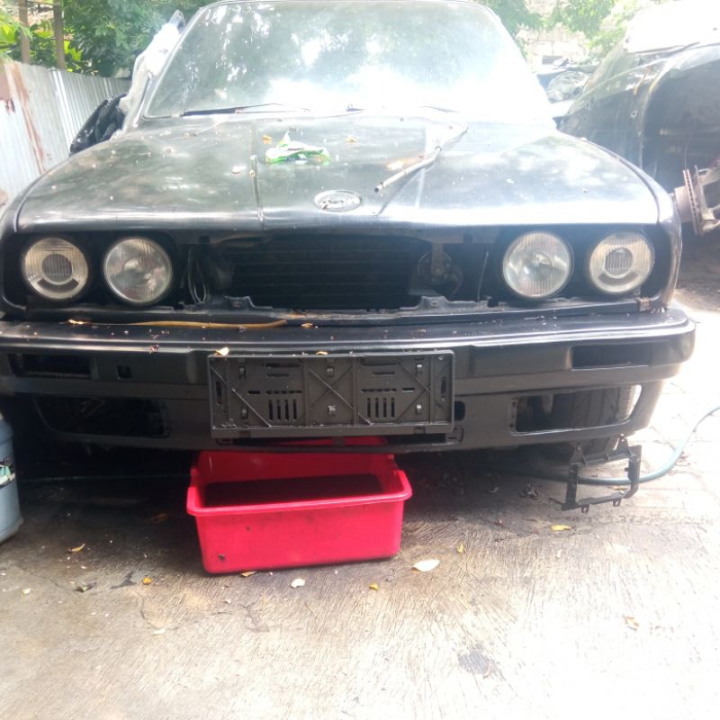Bumper Depan BMW E30 Original Copotan