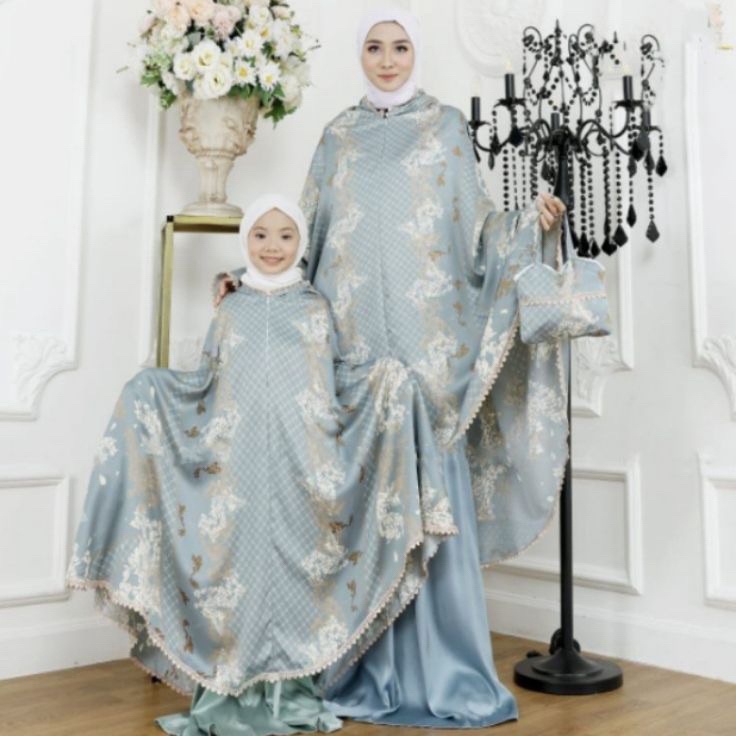 Grosir Khusus  Mukena COUPLE IBU DAN ANAK ARMAN1 SILK MOTIF PREMIUM 2 in 1