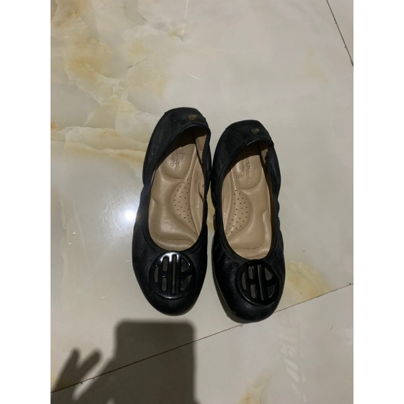 hushpuppies samantha