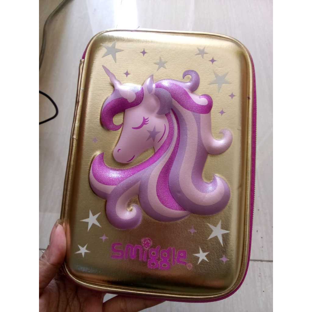 

SMIGGLE PENSIL CASE UNICORN GOLD