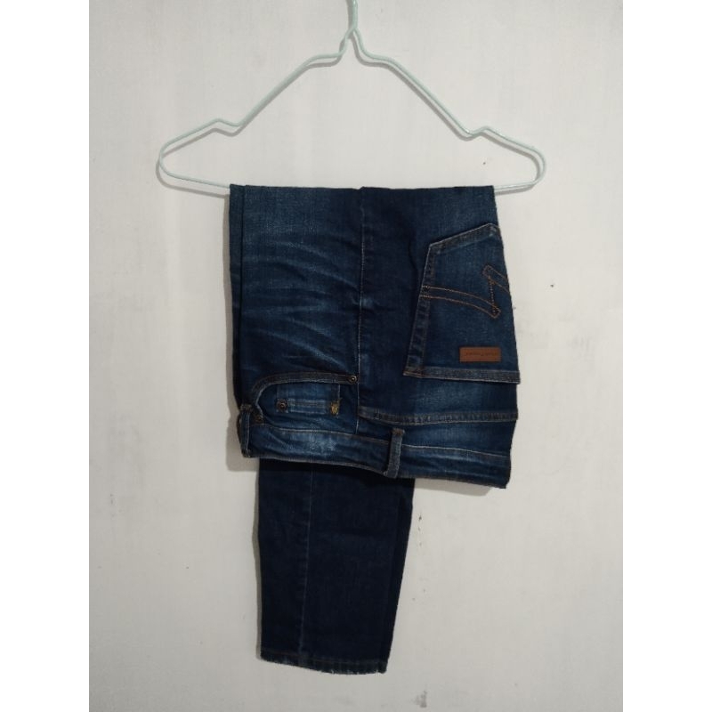 Preloved Boyfriend Jeans/Denim Hush Puppies