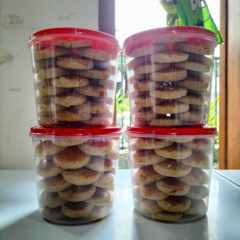 

kue kacang jember
