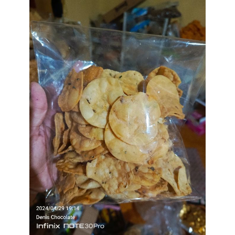 

Keripik Gungek 250gr (Terigu Cengek)/Sistik Bulat