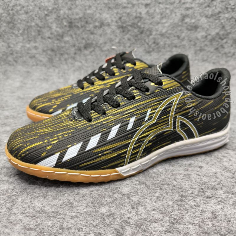 SEPATU FUTSAL/ Sepatu futsal sudah dijahit keliling/ Sepatu futsal ukuran 39 sampai 43