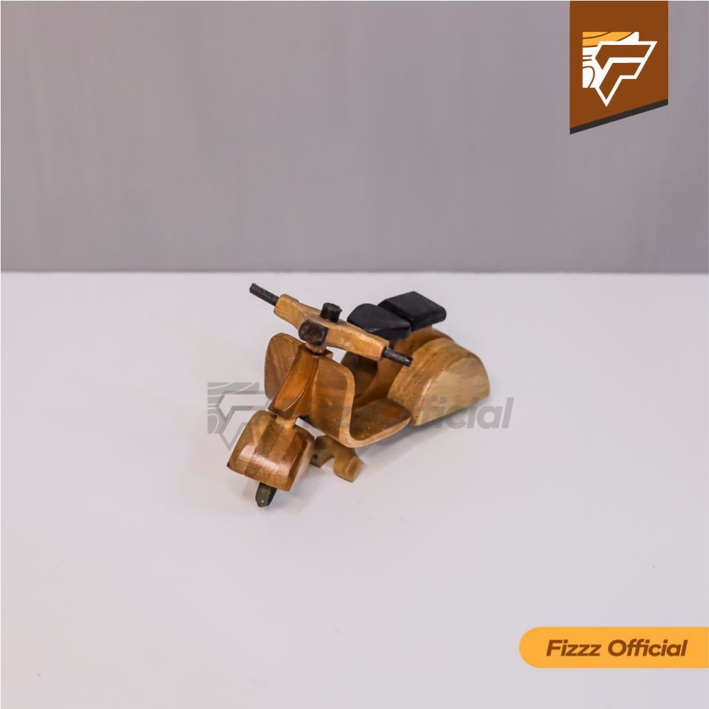 Miniatur Mainan Vespa Kayu Klasik