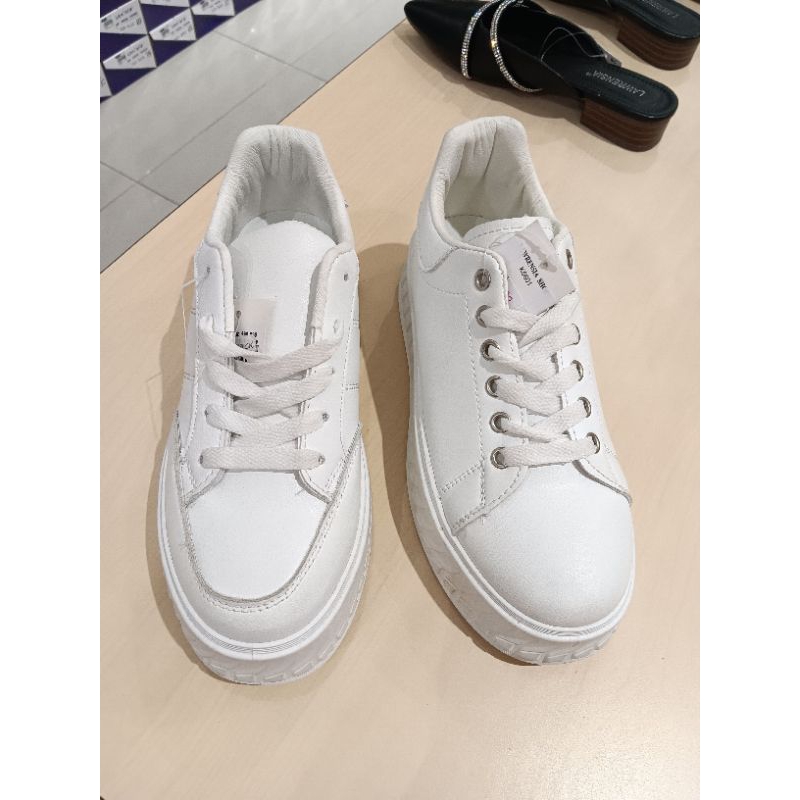 Lawrensia sneakers wedges wanita