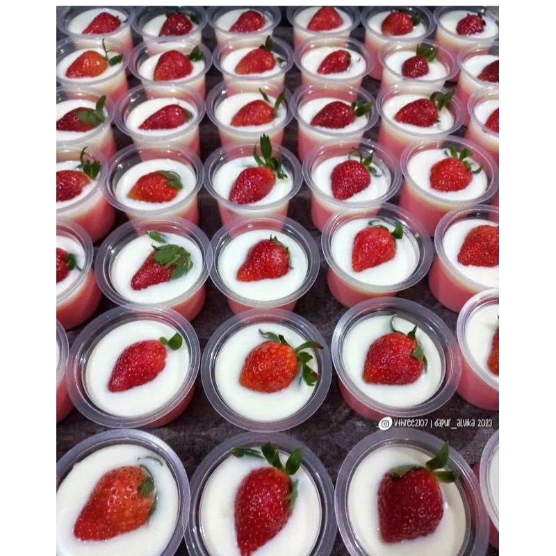 

PUDING STRAWBERRY SUSU(MIN 20)