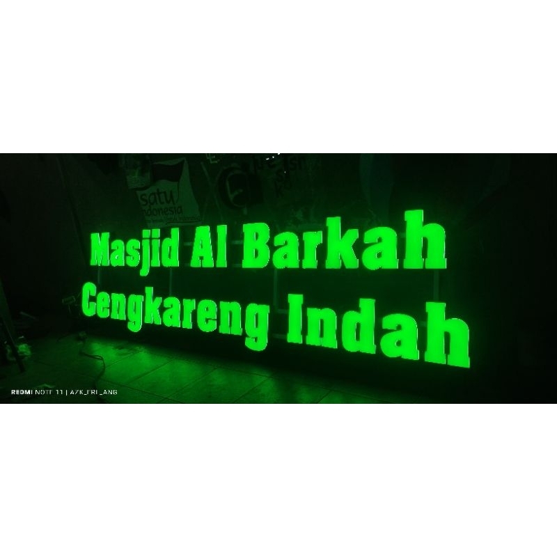 huruf timbul nyala