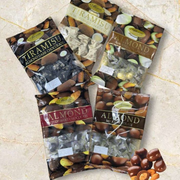 

coklat almond 200g/alessie almond