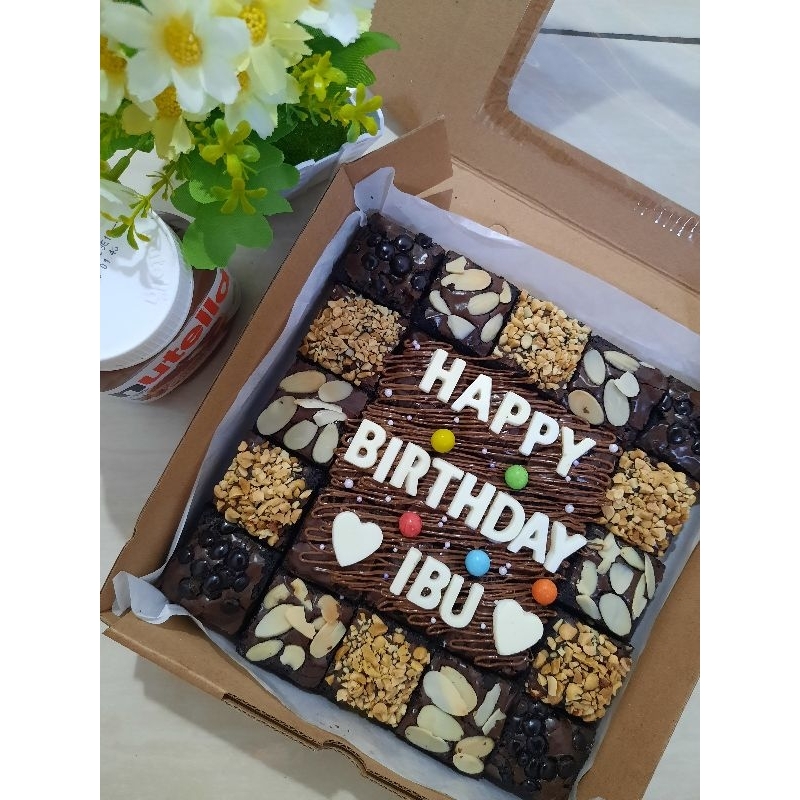 

Brownies / Brownies Panggang/ Brownies ucapan custom