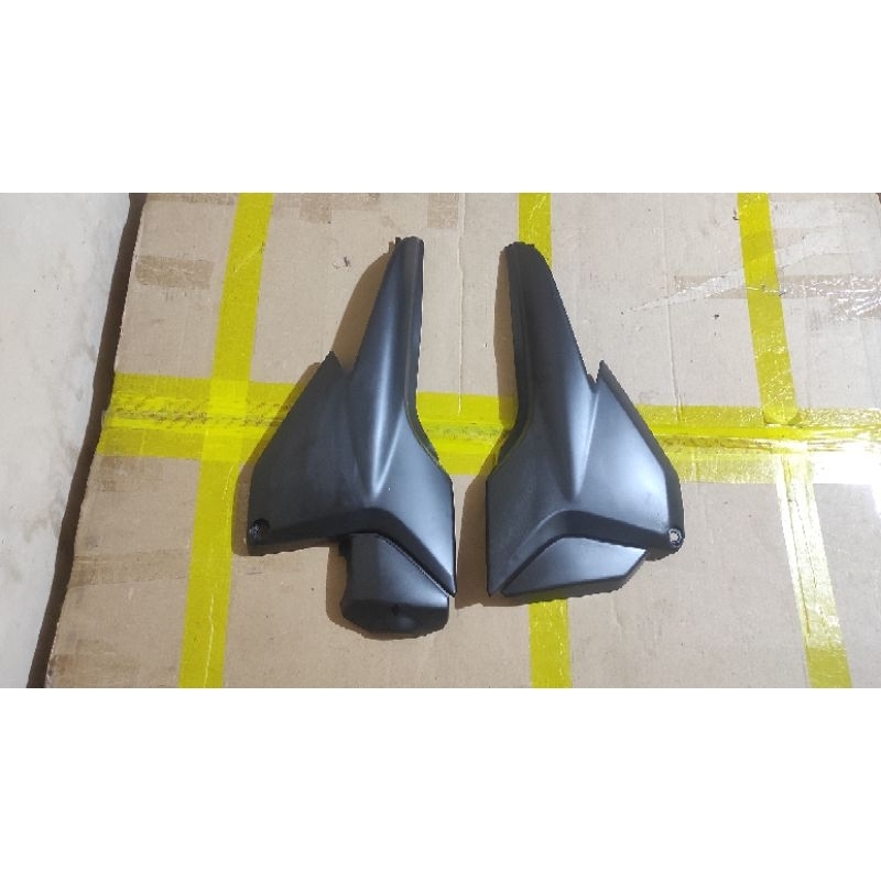 COVER BOX BODY KEMPOLAN TUTUP AKI TENGAH SAMPING MEGAPRO PRIMUS ORIGINAL CEPOTAN COPOTAN