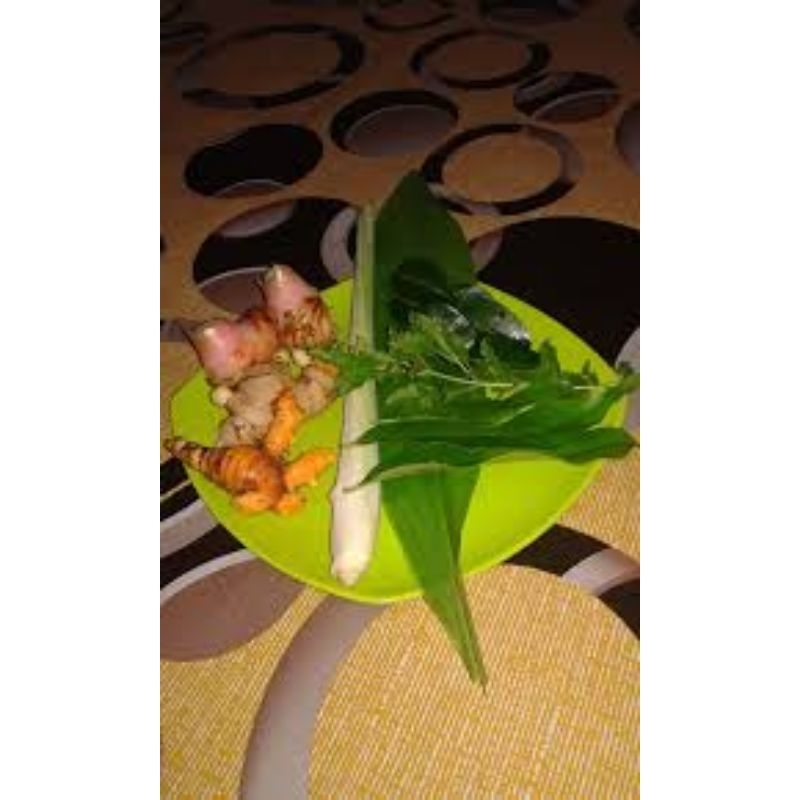 

Rempah segar serba 1000 ( cocok untuk sekali masak)