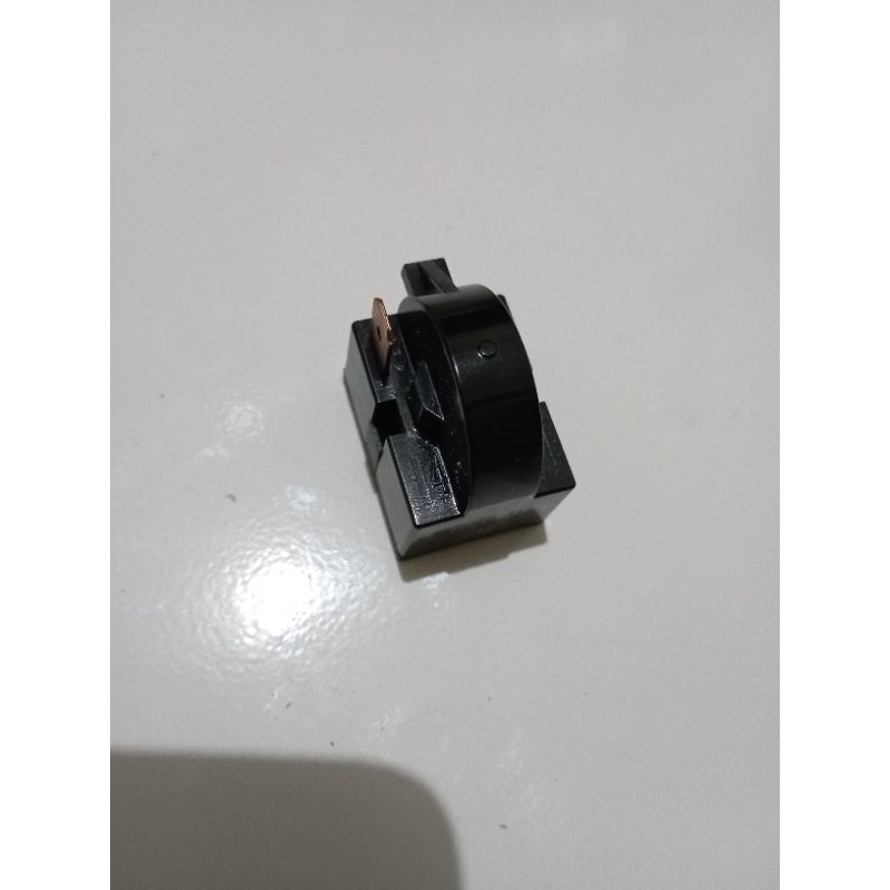 PTC kulkas 1 pin kiri