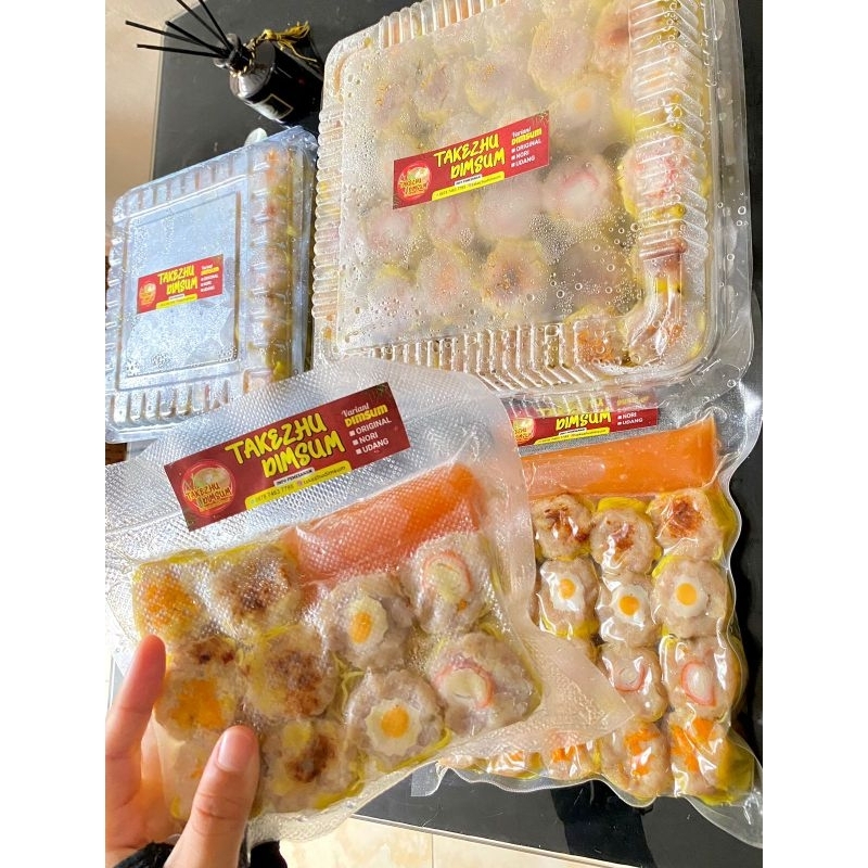 

DIMSUM SIOMAY AYAM ORIGINAL PREMIUM (FROZEN) isi 50 pcs