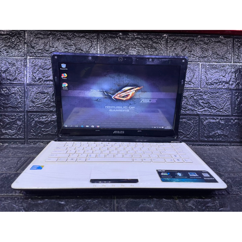 Laptop Asus Core i5 SSD VGA AMD