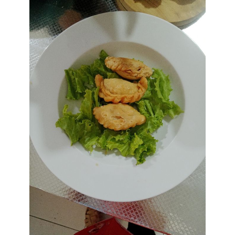 

pastel ayam