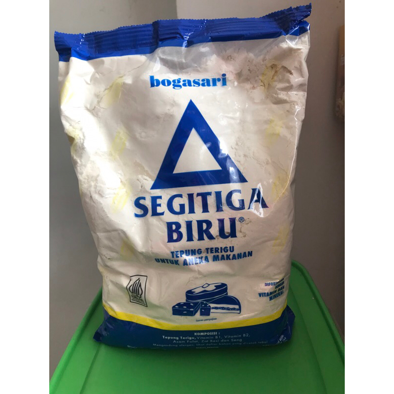 

terigu serbaguna segitiga biru