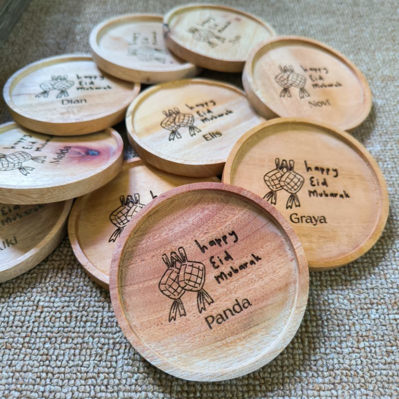 [ FREE GRAFIR ] Tatakan Gelas Kayu 9cm Free Cetak Grafir / Wooden Coaster / Souvenir Tatakan Kayu Gr