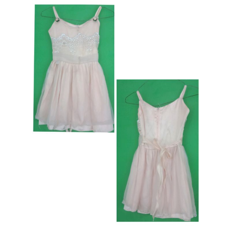 Baju pesta/gaun pesta anak /dress anak usia 3-5 tahun preloved