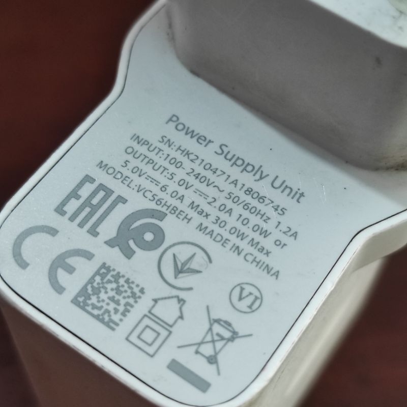 Adaptor oppo 30 watt 30w original copotan seri 5F / Reno 4 ( second minus seperti diFoto )