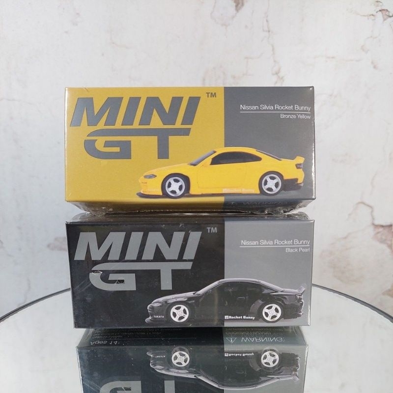 Mini GT Nissan Silvia Rocket Bunny