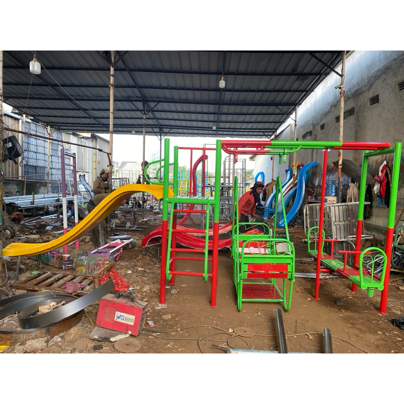 playground besi mainan anak satu set tiga mainan perosotan anak paud free ongkir jkt