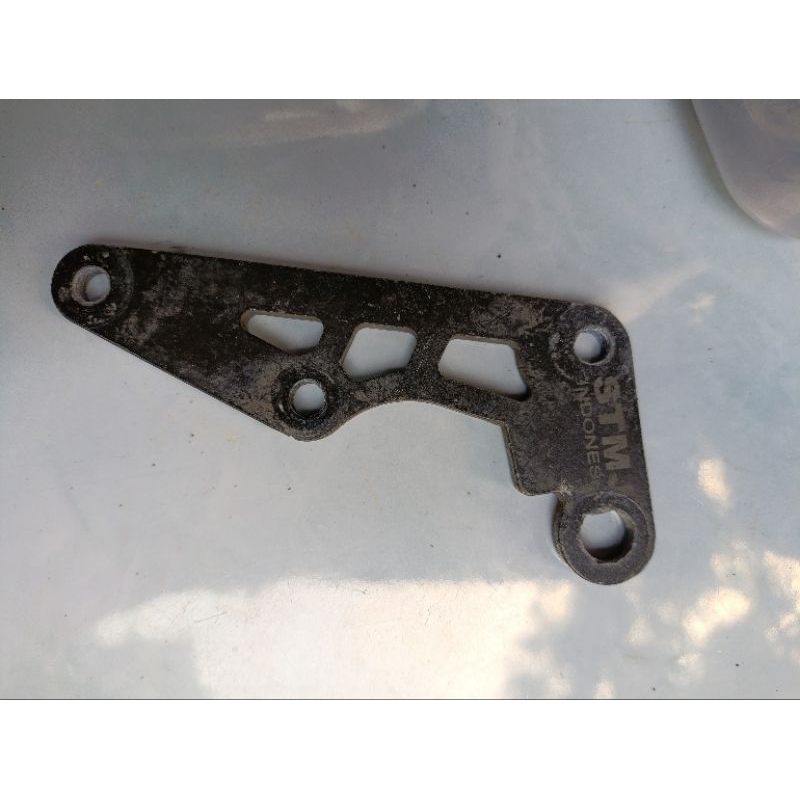 Breket kaliper 2P STMJ 220 honda matic (Second)