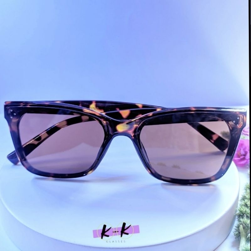 kacamata hitam gaya wanita code S O L B E l