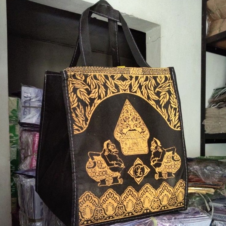 

tas hajatan spunbond 22 harga per lusin