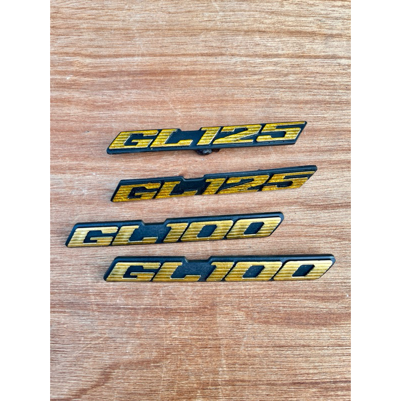 Emblem box bok accu aki gl100 gl125 emblem bok aki gl 100 gl 125 emblem box accu gl100