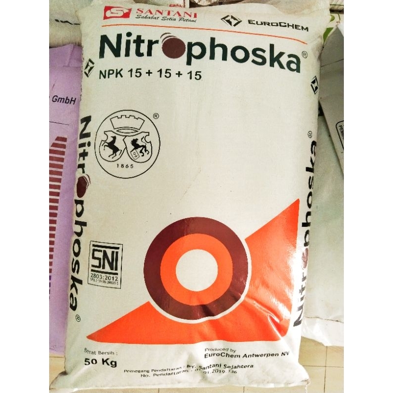 Pupuk NPK 15+15+15 NITROPHOSKA