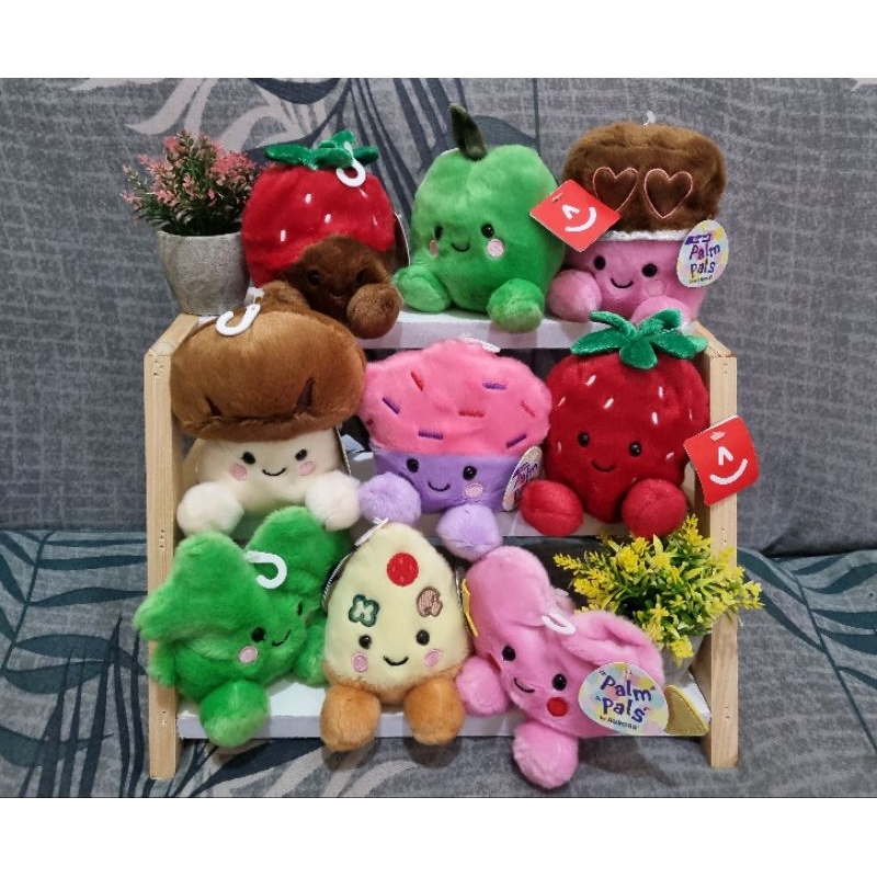 Boneka Palm pals Aurora with tag