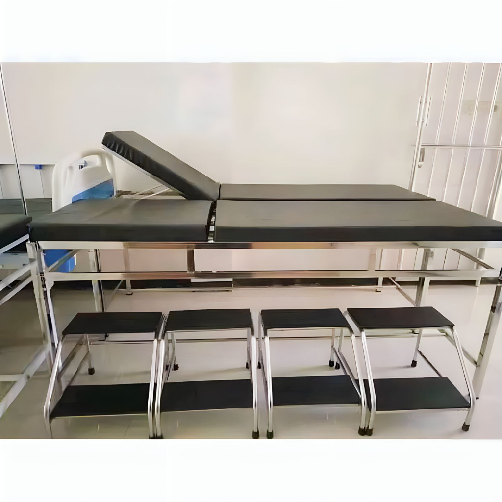 Bed periksa pasien / Meja periksa pasien / Bed periksa