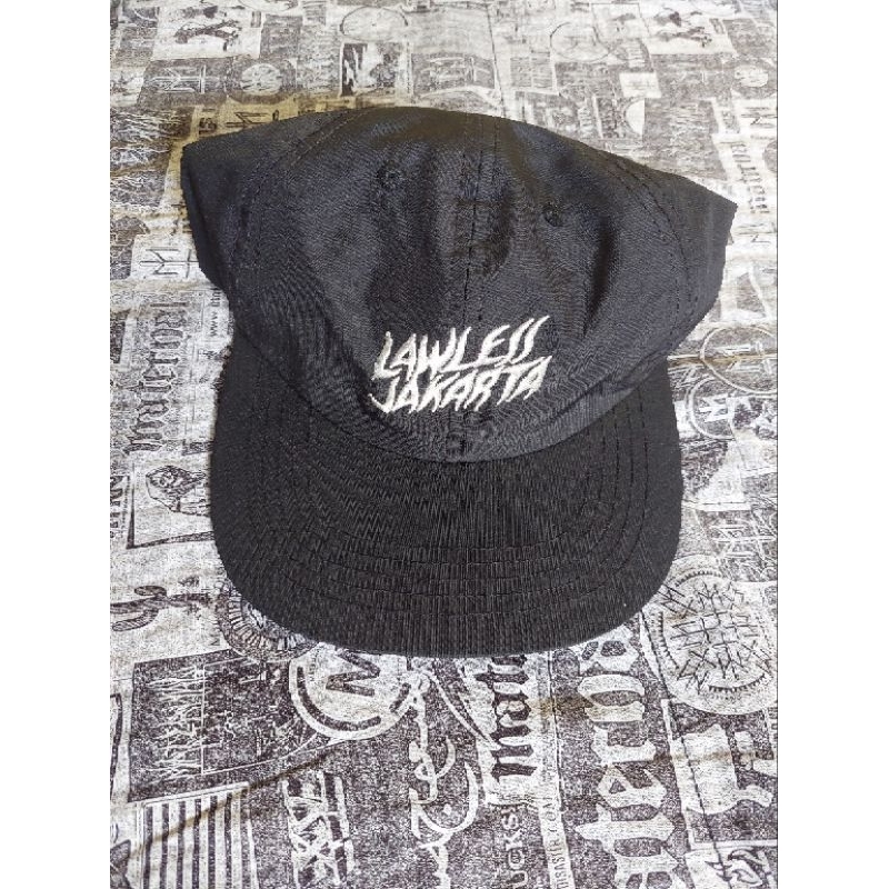 topi/snapback lawless jakarta