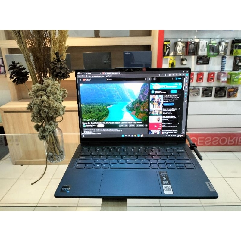 Laptop Lenovo Yoga 7i